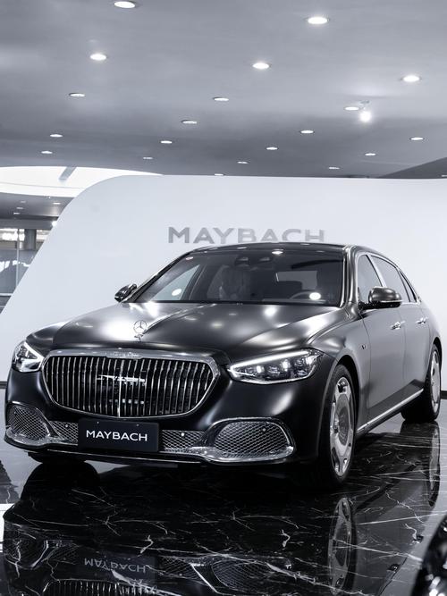 佛山292岚图汽车的售后服务让用户无忧出行，迈巴赫未来的豪华车趋势